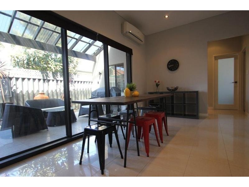 1/361 Canning Highway, Como WA 6152