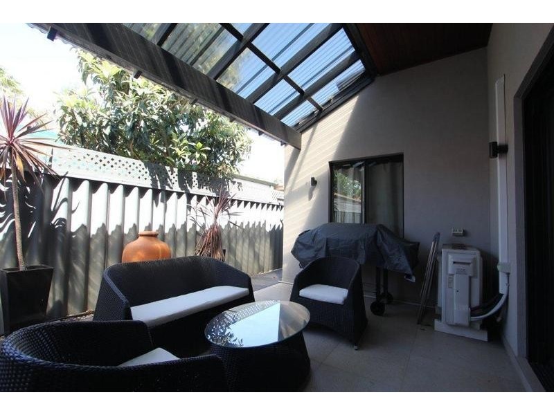 1/361 Canning Highway, Como WA 6152