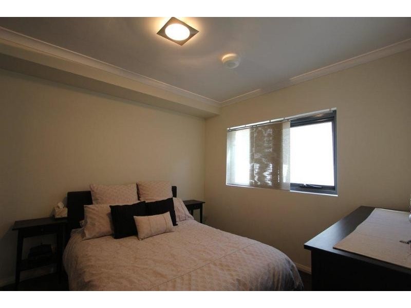 15/18 Wellington Street, East Perth WA 6004