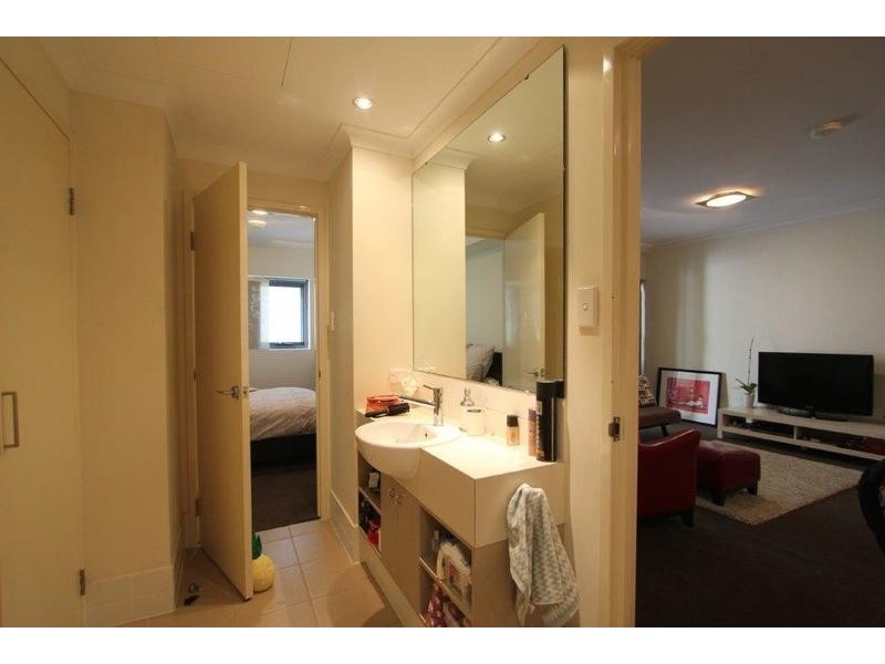 15/18 Wellington Street, East Perth WA 6004