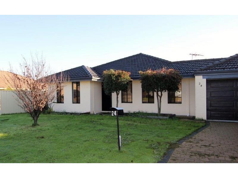 24 Leichhardt Crossing, Hammond Park WA 6164