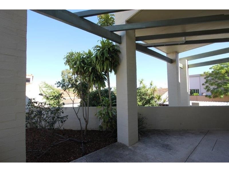 8/8 Robert Street, Como WA 6152