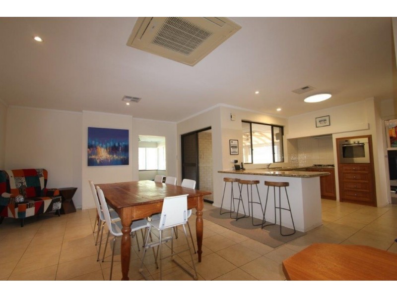 101 Clement Street, Karrinyup WA 6018