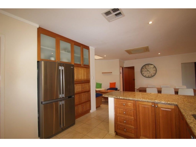 101 Clement Street, Karrinyup WA 6018