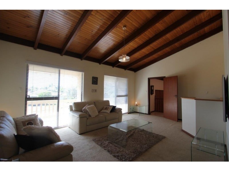 101 Clement Street, Karrinyup WA 6018