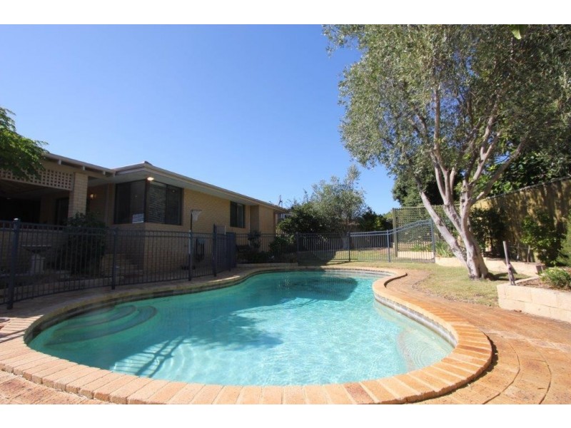 101 Clement Street, Karrinyup WA 6018