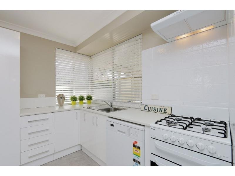 7 Grace Street, Ferndale WA 6148