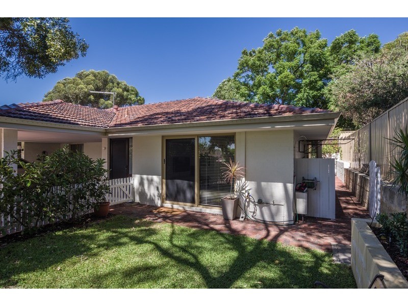 28 Robinson Terrace, Daglish WA 6008