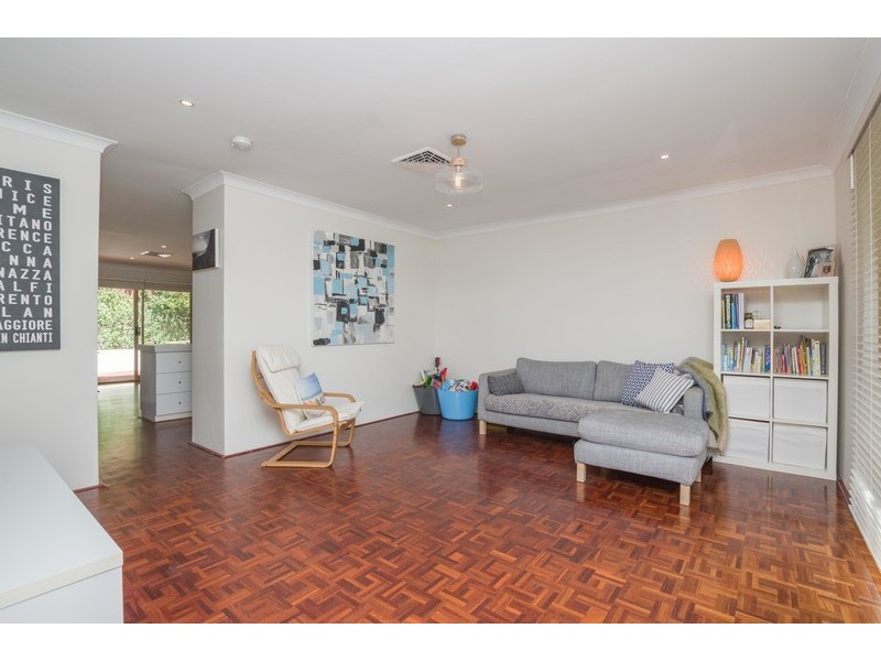 28 Robinson Terrace, Daglish WA 6008