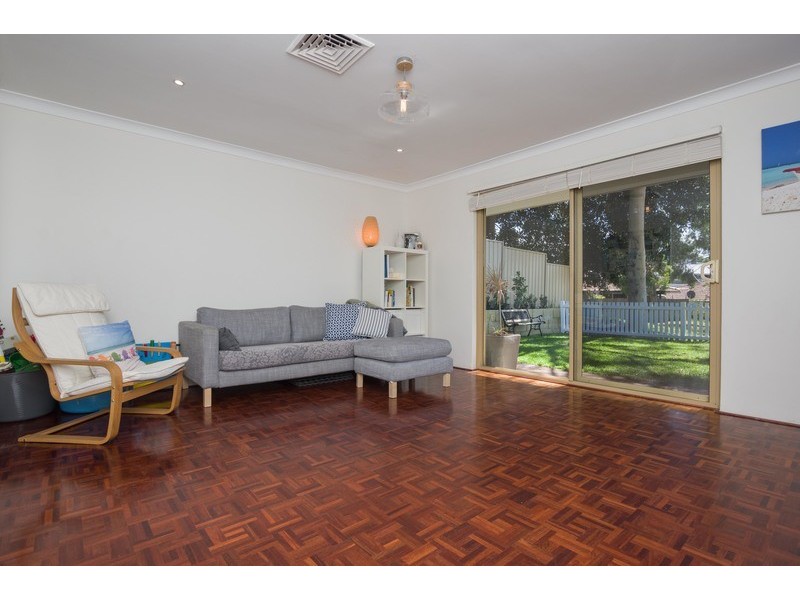 28 Robinson Terrace, Daglish WA 6008