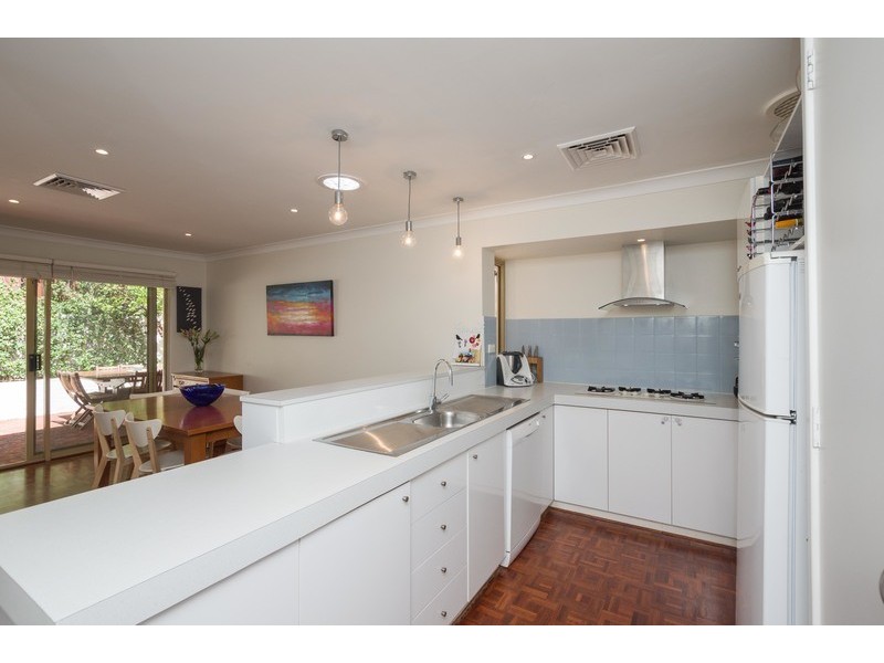 28 Robinson Terrace, Daglish WA 6008