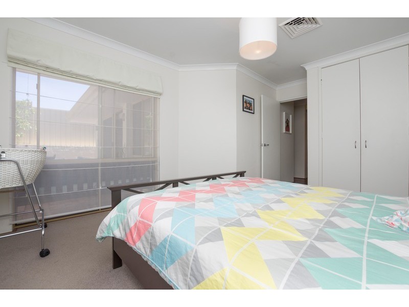 28 Robinson Terrace, Daglish WA 6008