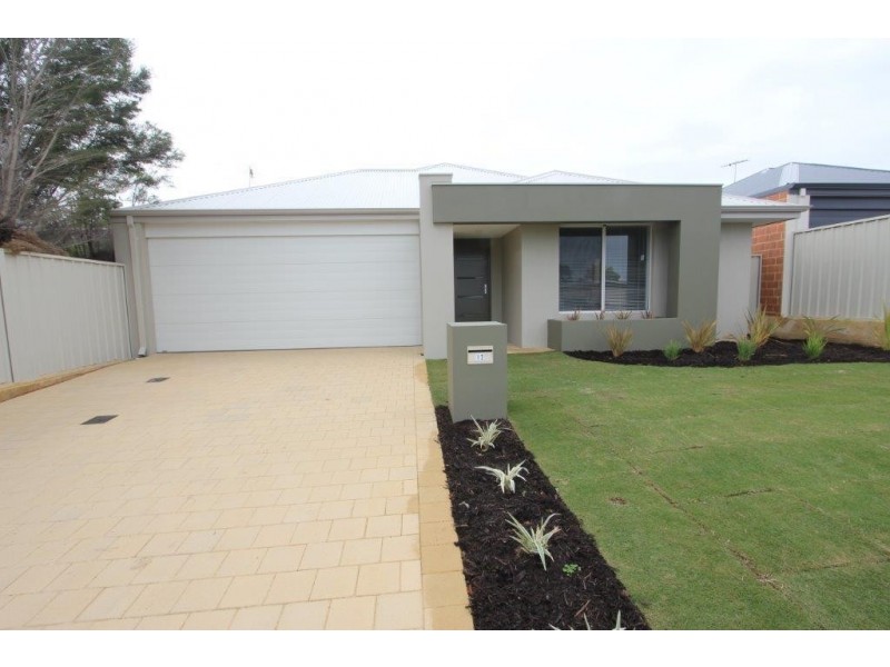 12 Isted Avenue, Hamilton Hill WA 6163