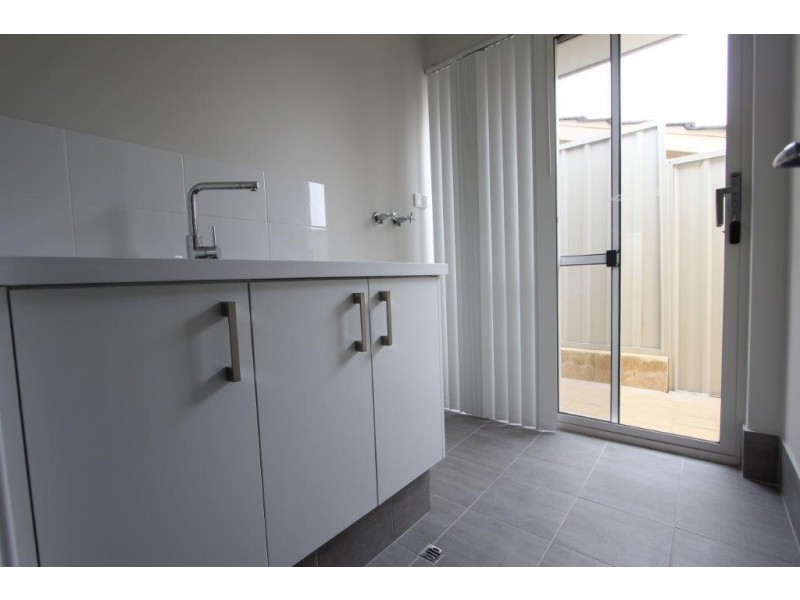 12 Isted Avenue, Hamilton Hill WA 6163