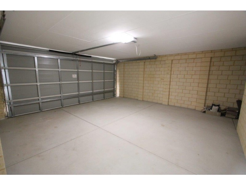 12 Isted Avenue, Hamilton Hill WA 6163