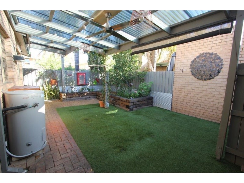 23 Cayley Street, Glendalough WA 6016