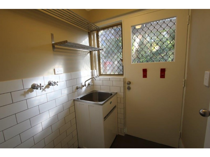 23 Cayley Street, Glendalough WA 6016