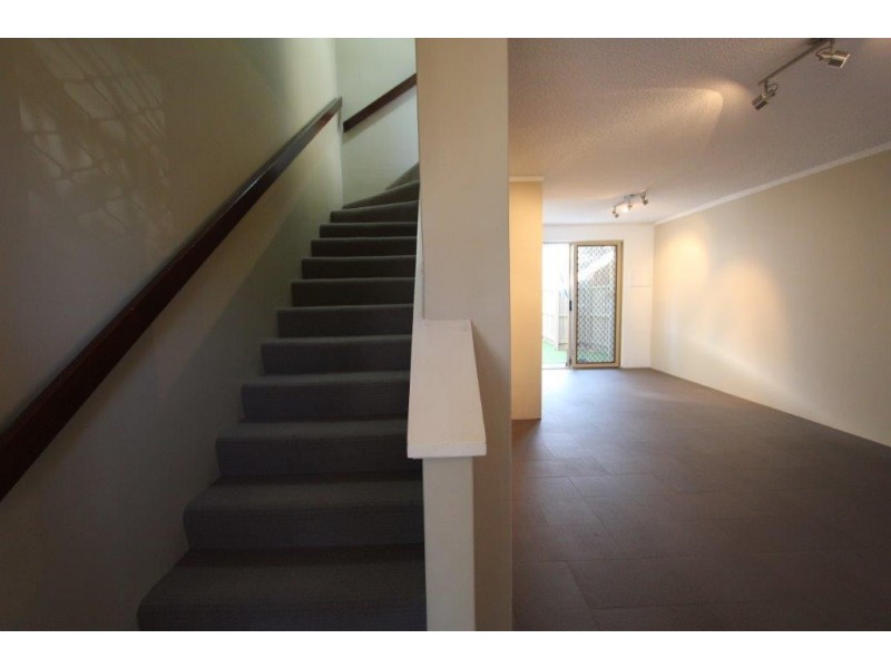 23 Cayley Street, Glendalough WA 6016