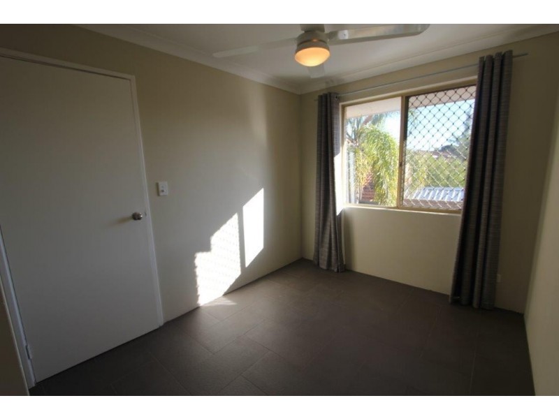 23 Cayley Street, Glendalough WA 6016