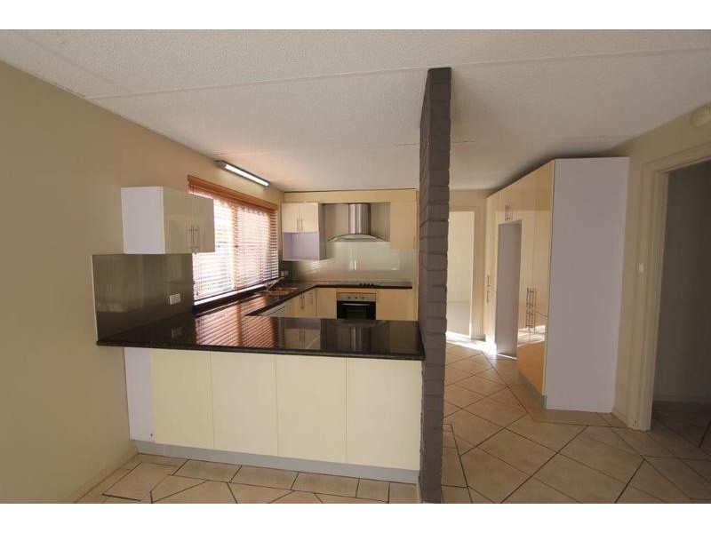 10 Duff Place, Booragoon WA 6154