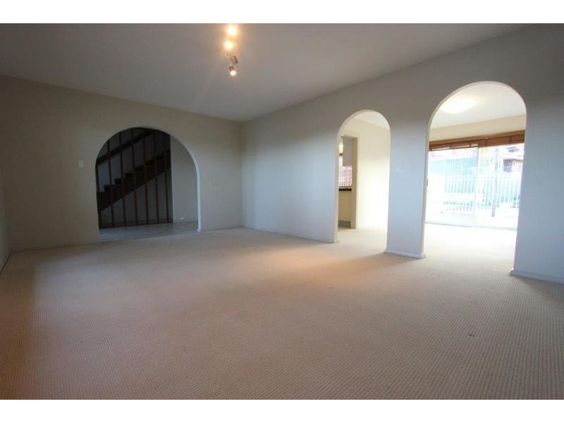 10 Duff Place, Booragoon WA 6154