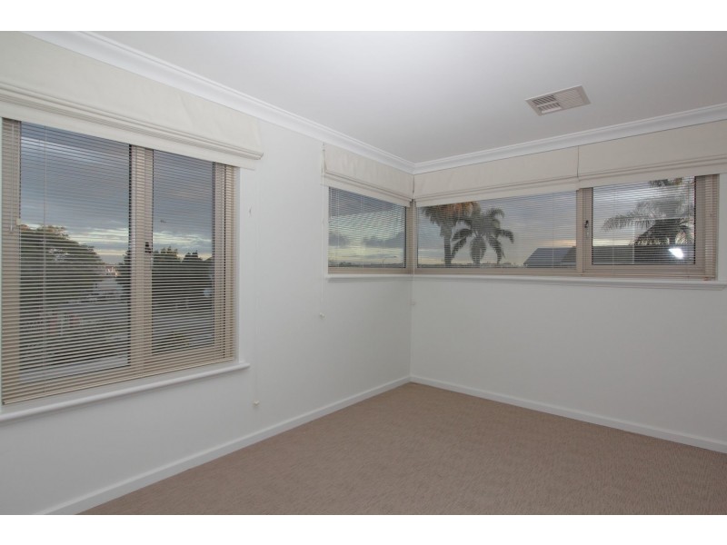 192 Labouchere Road, Como WA 6152