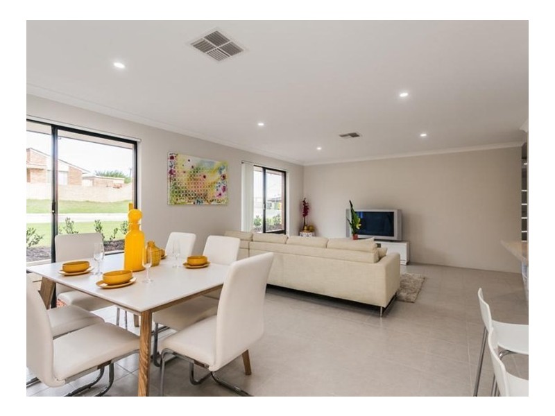 12A Isted Avenue, Hamilton Hill WA 6163