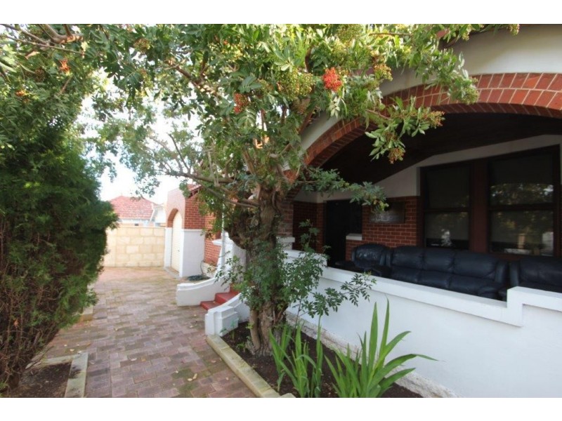 1/14 Norton Street, South Perth WA 6151