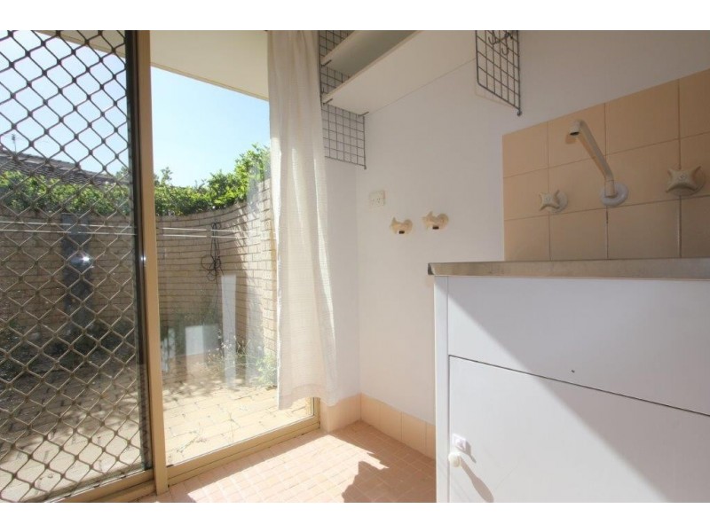 2/68 Coode Street, South Perth WA 6151