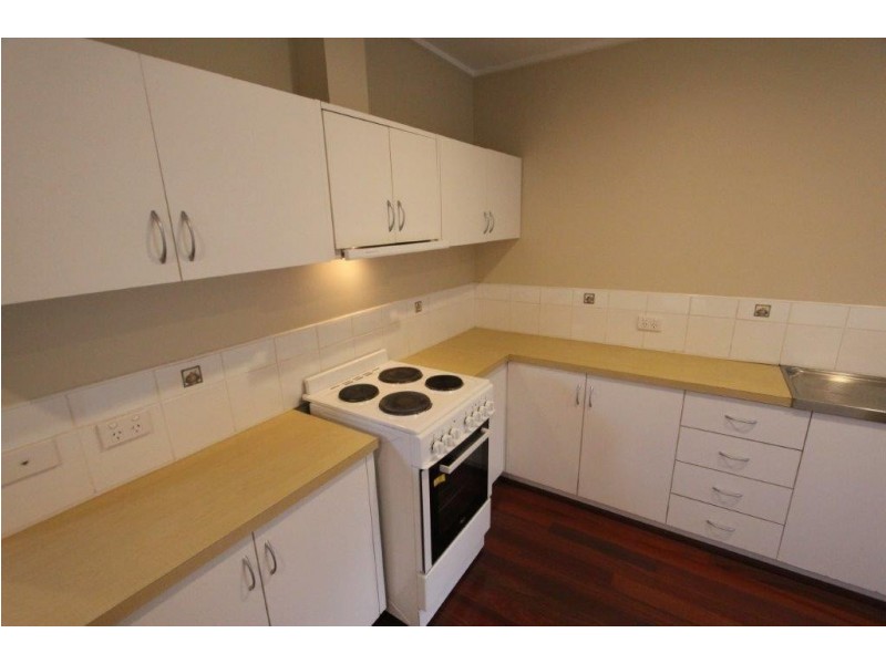 2 / 32 Axford Street, Como WA 6152