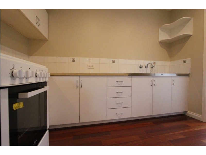 2 / 32 Axford Street, Como WA 6152