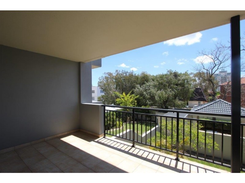 4/21 Hardy street, South Perth WA 6151