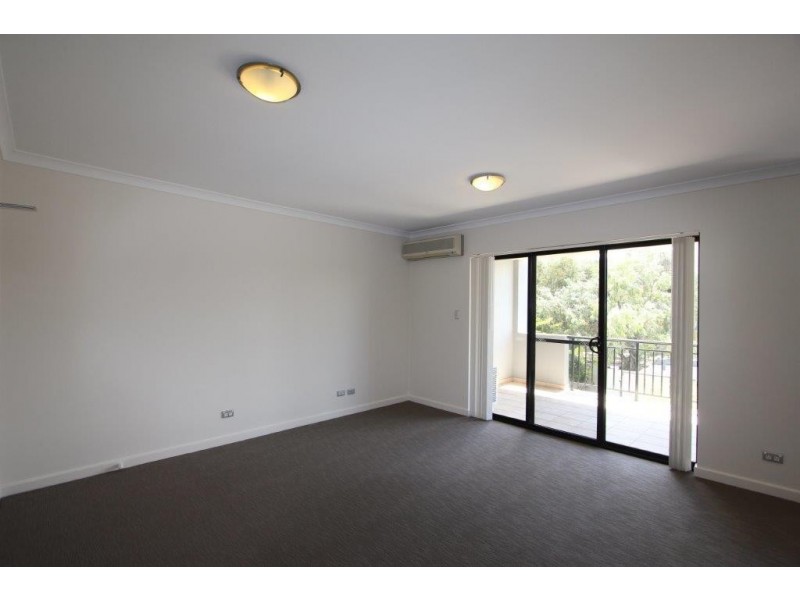 4/21 Hardy street, South Perth WA 6151