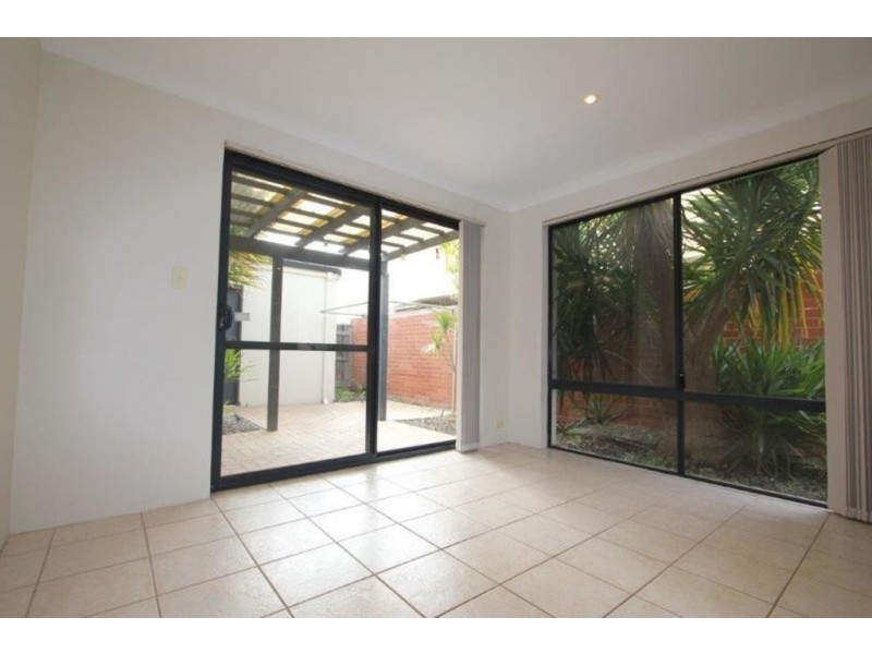 B/146 Coode Street, Como WA 6152