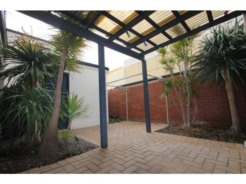 B/146 Coode Street, Como WA 6152