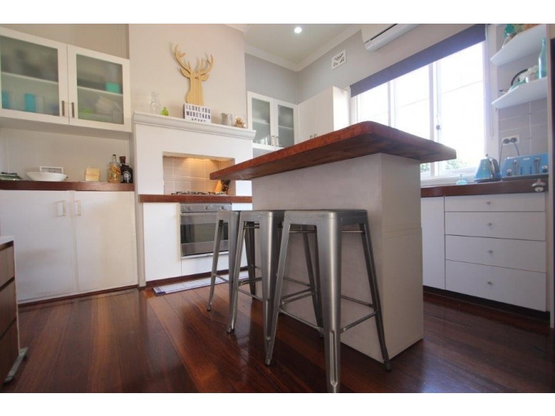 34 Alday Street, St James WA 6102