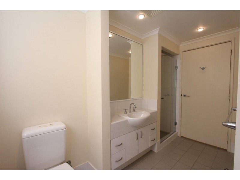 2/34 Kings park Road, West Perth WA 6005