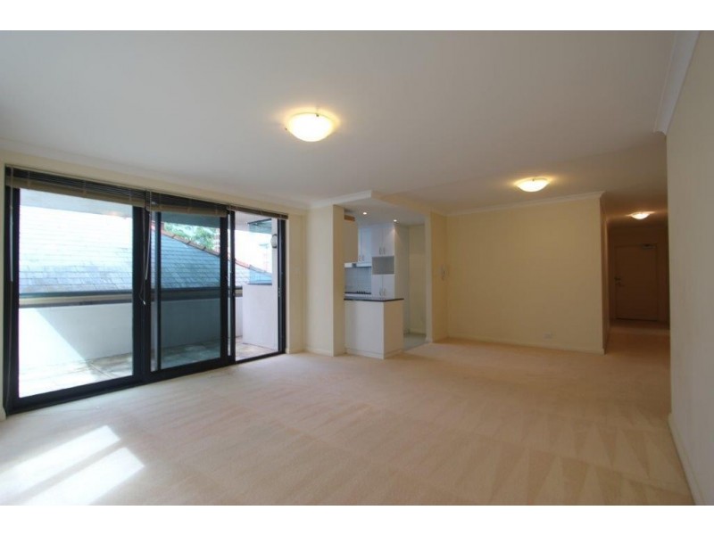 2/34 Kings park Road, West Perth WA 6005