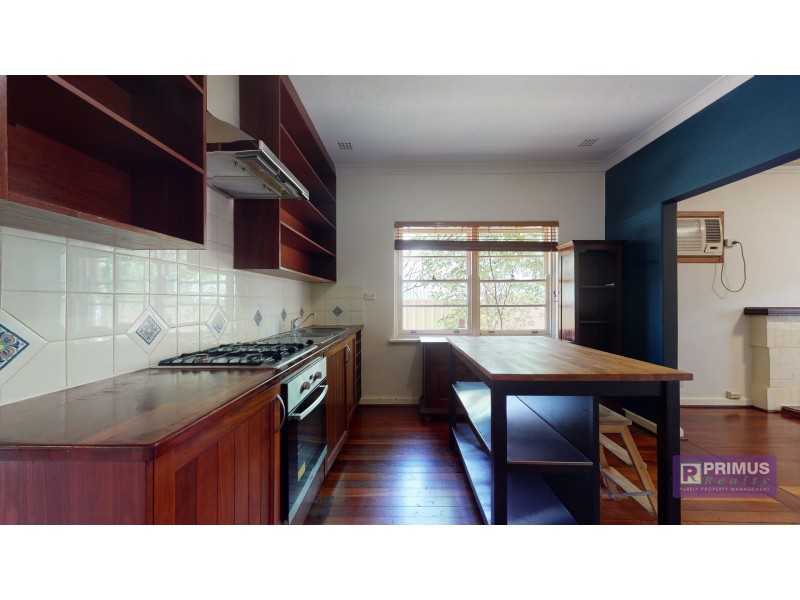 29 Boundary Road, St James WA 6102