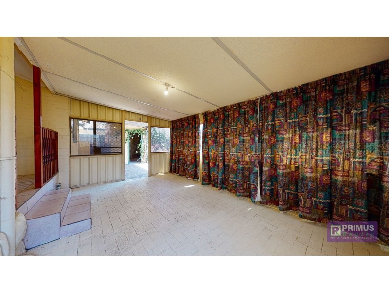 29 Boundary Road, St James WA 6102