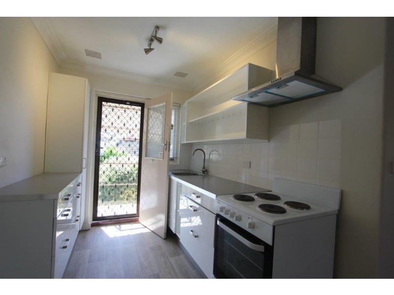 10/447 Canning Highway, Como WA 6152