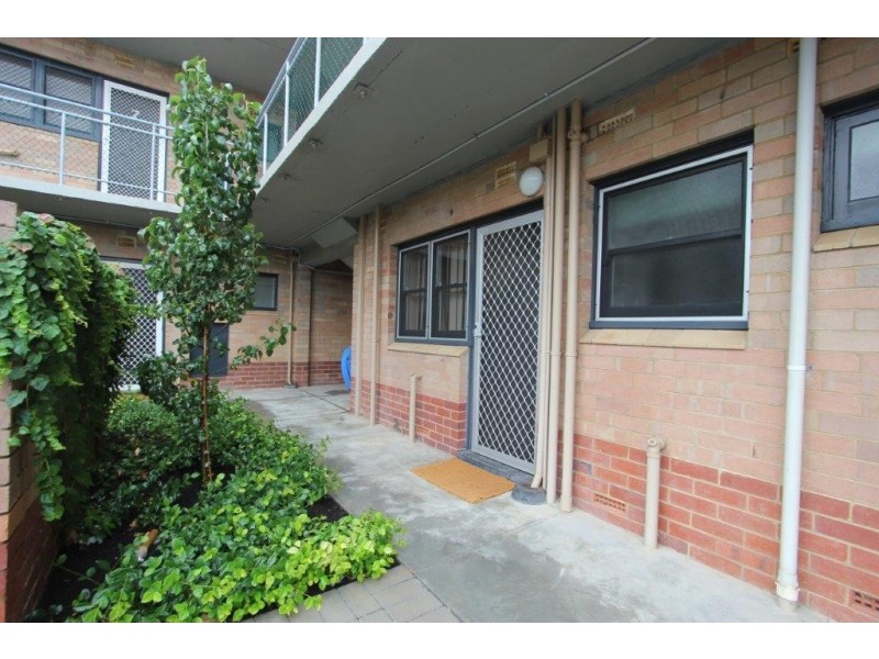 3/30 Preston Street, Como WA 6152