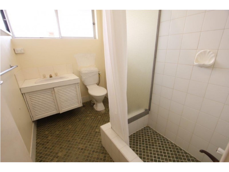 A/4 Garvey Street, Waterford WA 6152