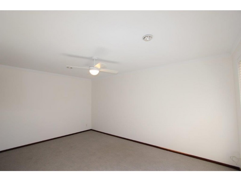 2/74 Robert Street, Como WA 6152