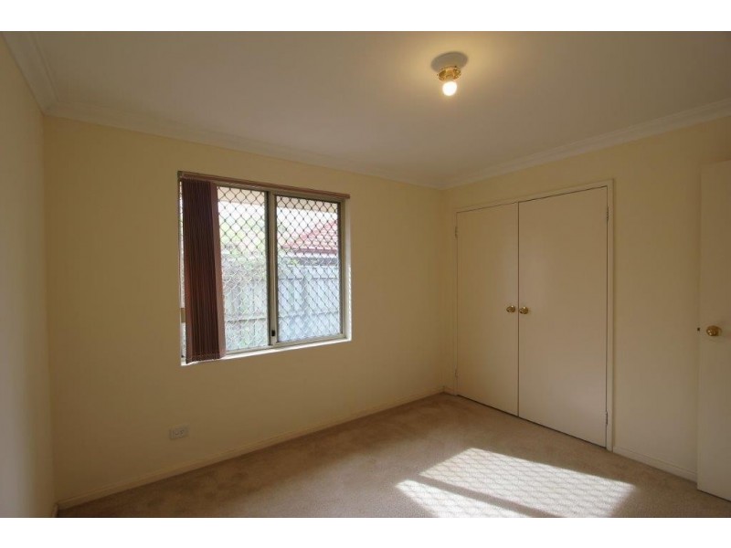 2/40 Conochie Crescent, Manning WA 6152