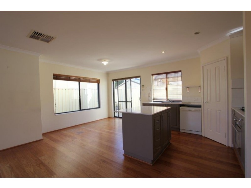 71A Moolyeen Road, Brentwood WA 6153