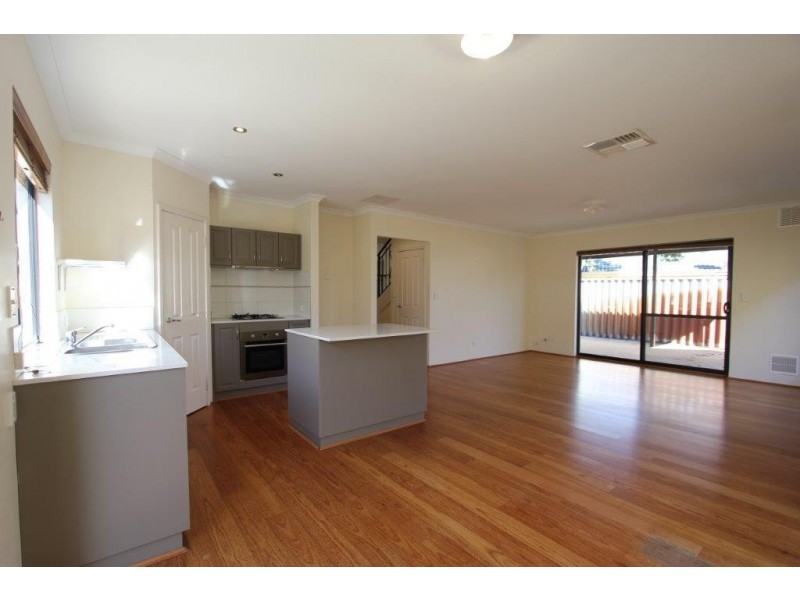 71A Moolyeen Road, Brentwood WA 6153