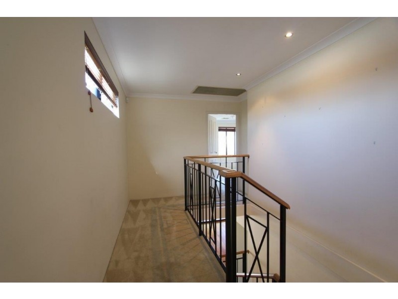 71A Moolyeen Road, Brentwood WA 6153