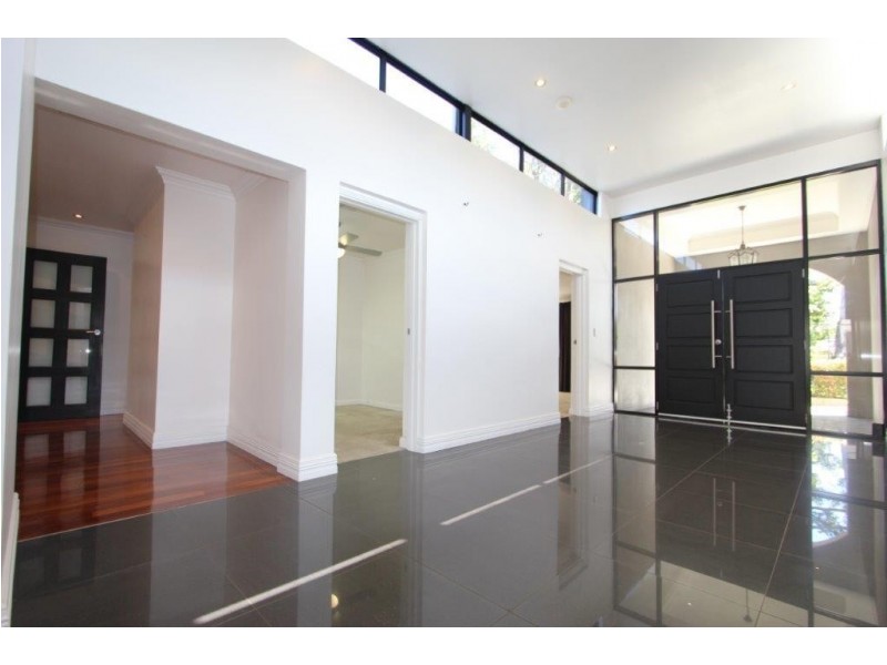 5 Cheyne Walk, Applecross WA 6153