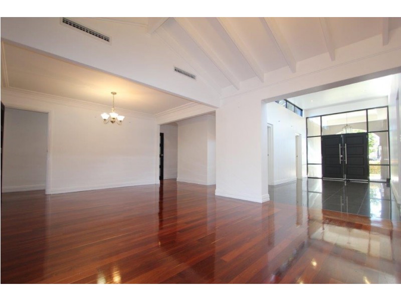 5 Cheyne Walk, Applecross WA 6153
